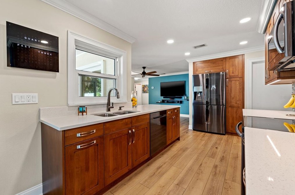 7324 118th Ter, Largo FL 33773-3248 exterior