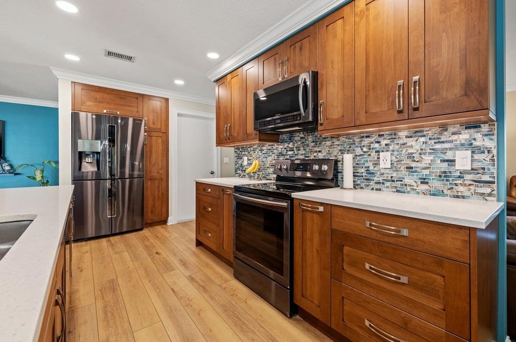 7324 118th Ter, Largo FL 33773-3248 exterior