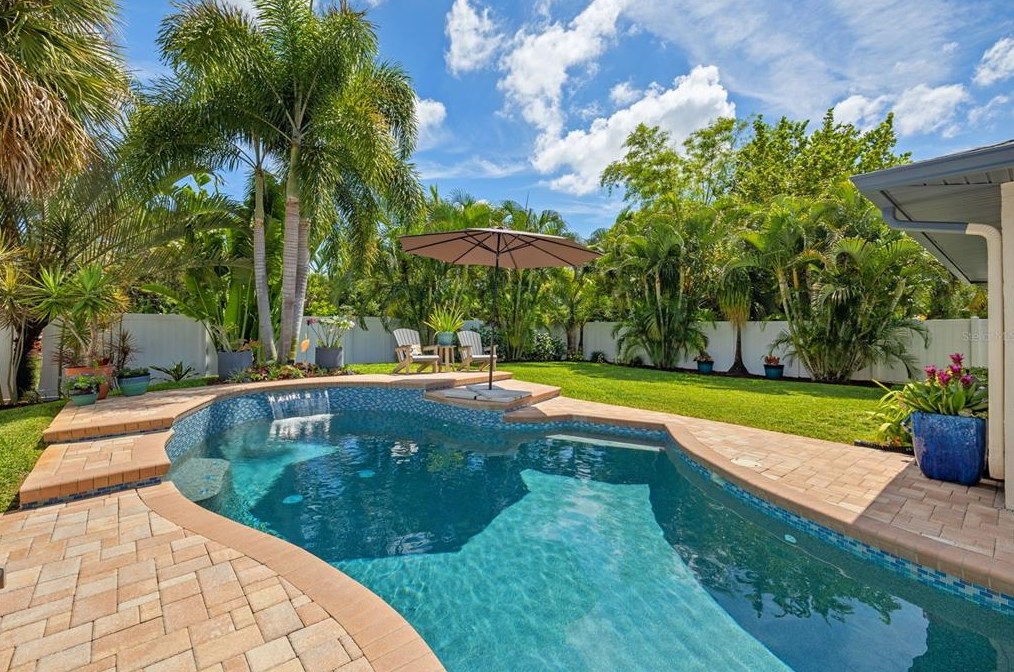 7324 118th Ter, Largo FL 33773-3248 exterior