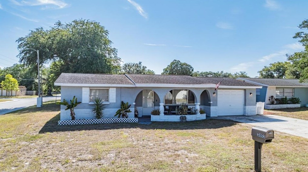 3005 Matchlock Dr, Tarpon Springs, FL 34690-2134