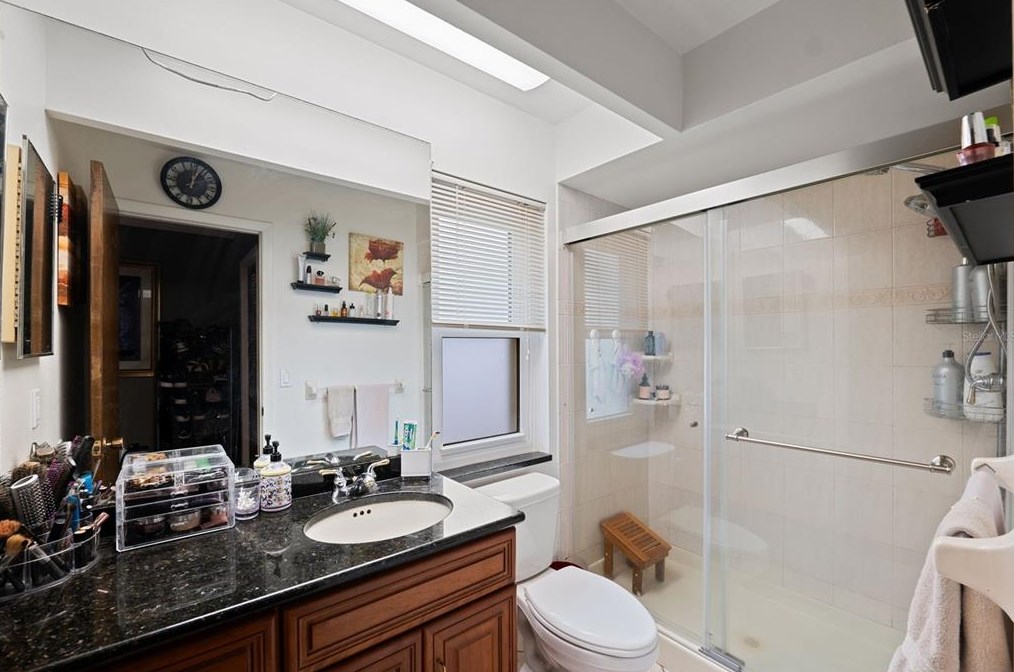 125 Cherry Laurel Dr, Palm Harbor FL  34683-4818 exterior