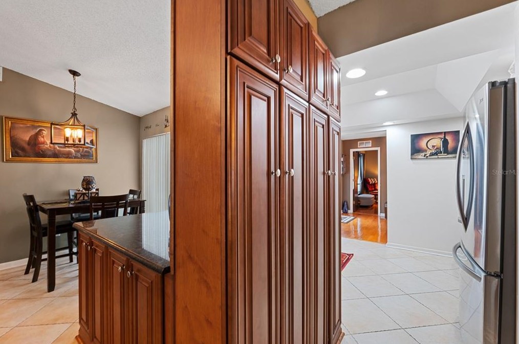 125 Cherry Laurel Dr, Palm Harbor FL  34683-4818 exterior