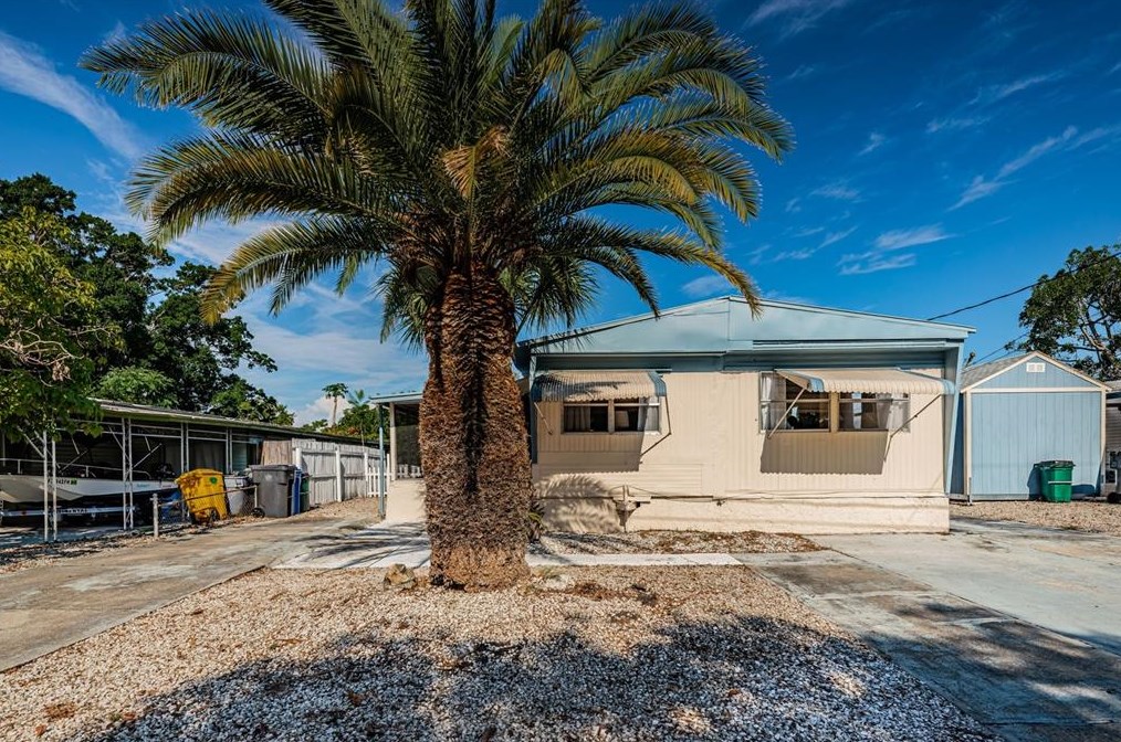 5812 Portsmouth Dr, Tampa, FL 33615-3734