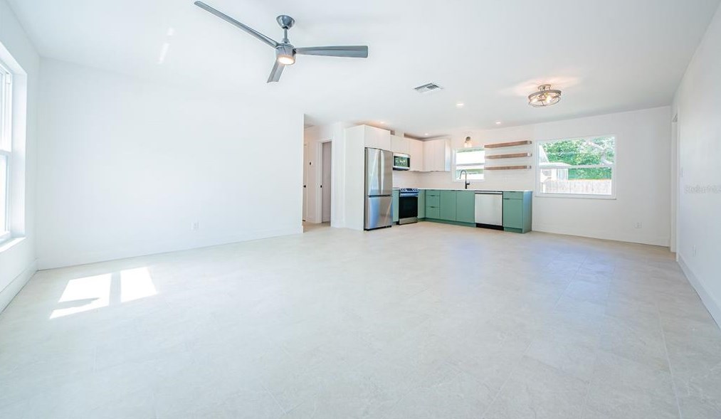 1787 45th St, Saint Petersburg FL  33713-4636 exterior