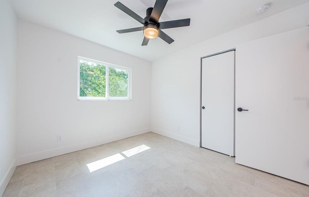 1787 45th St, Saint Petersburg FL  33713-4636 exterior