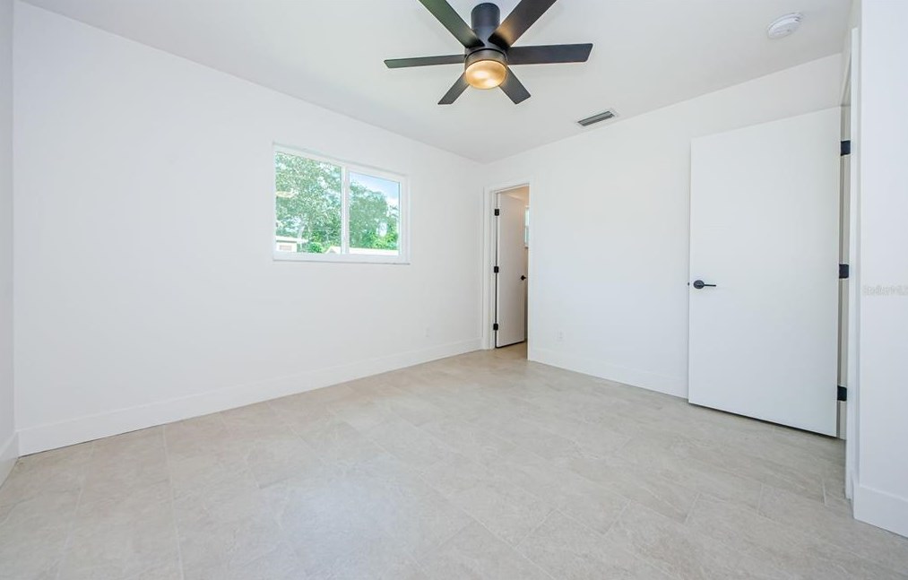 1787 45th St, Saint Petersburg FL  33713-4636 exterior