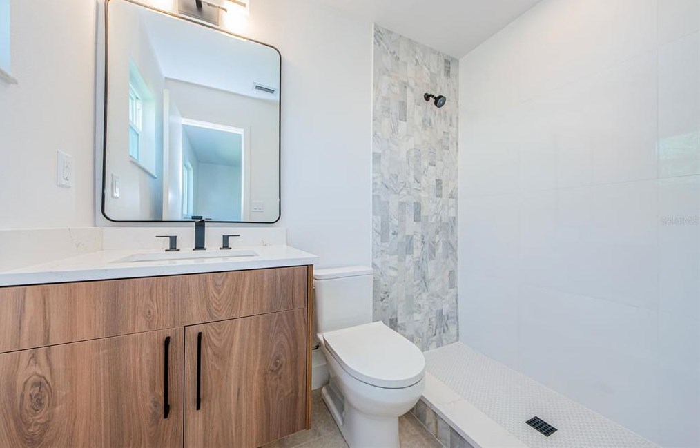 1787 45th St, Saint Petersburg FL  33713-4636 exterior