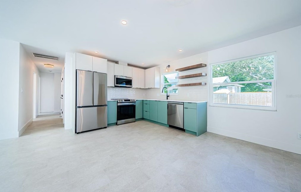 1787 45th St, Saint Petersburg FL  33713-4636 exterior