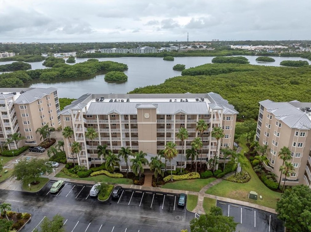 7194 Key Haven Rd #304, Largo, FL 33777