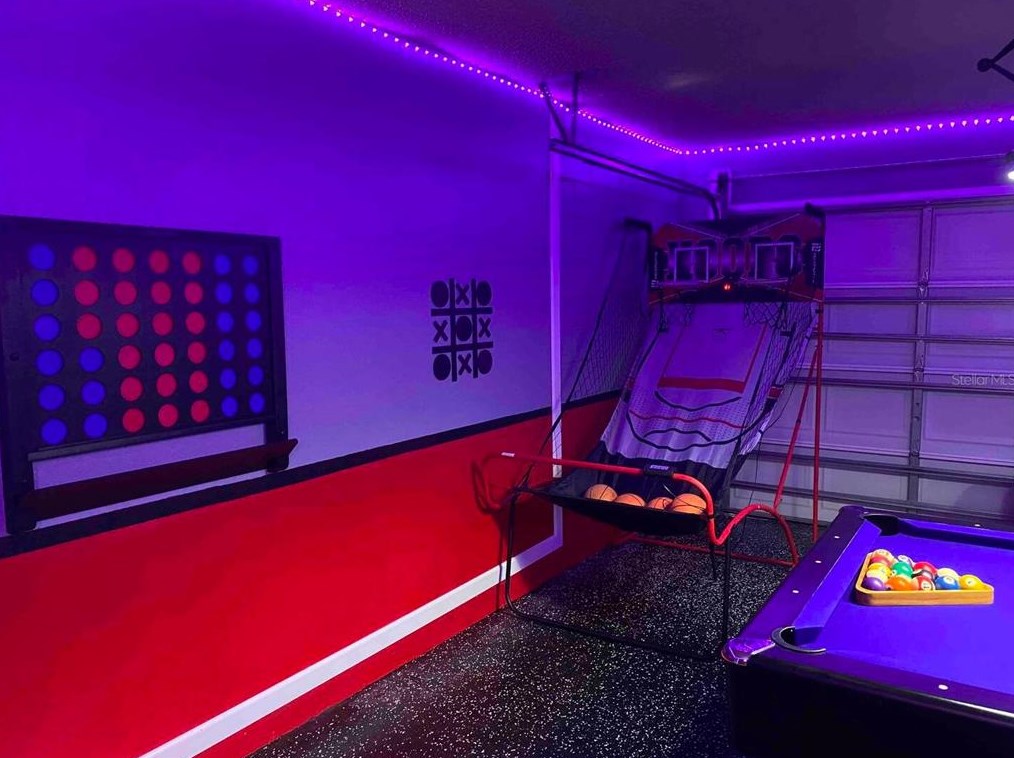 8665 Wellington Loop, Kissimmee FL  34747-1626 exterior