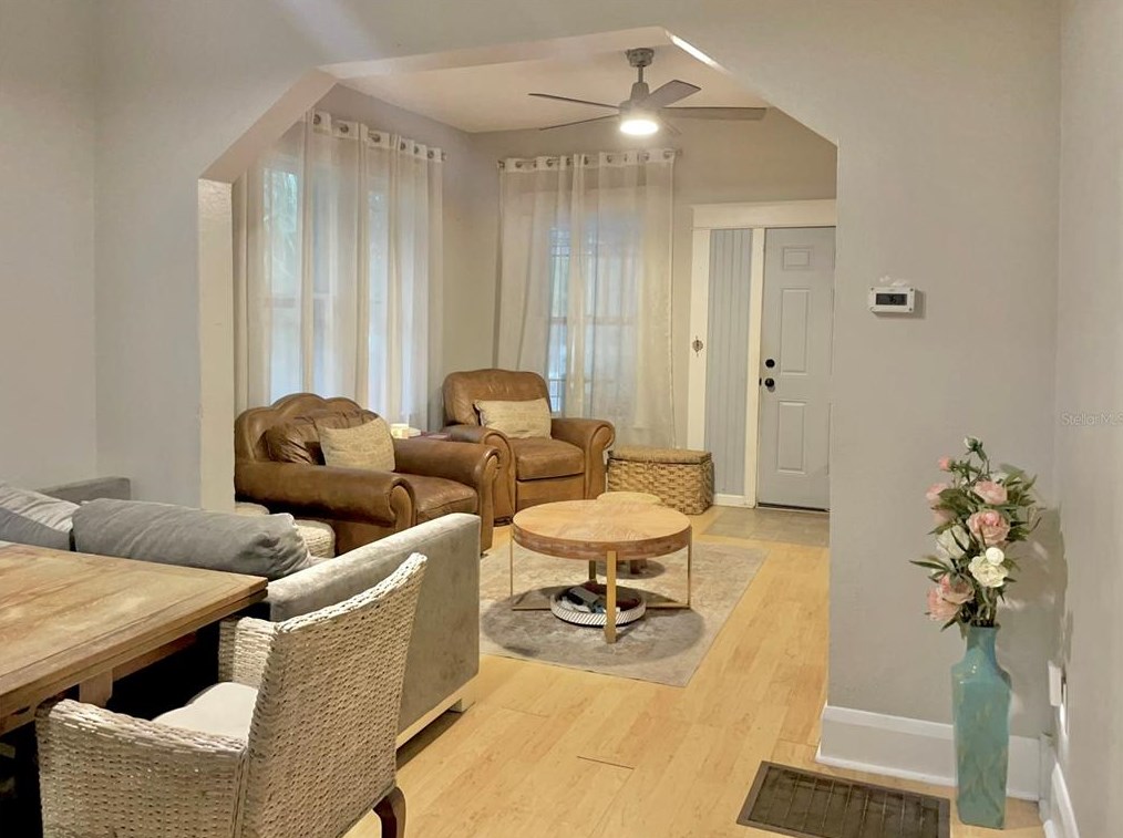 2808 Mitchell Ave, Tampa FL exterior