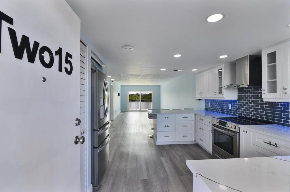 19451 Gulf Blvd #215, Belleair Beach, FL 33785