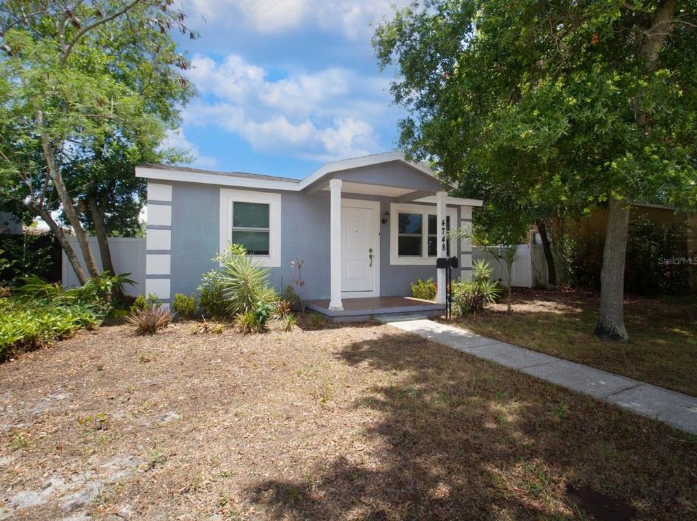 4748 22nd Ave, Saint Petersburg FL  33711-2926 exterior