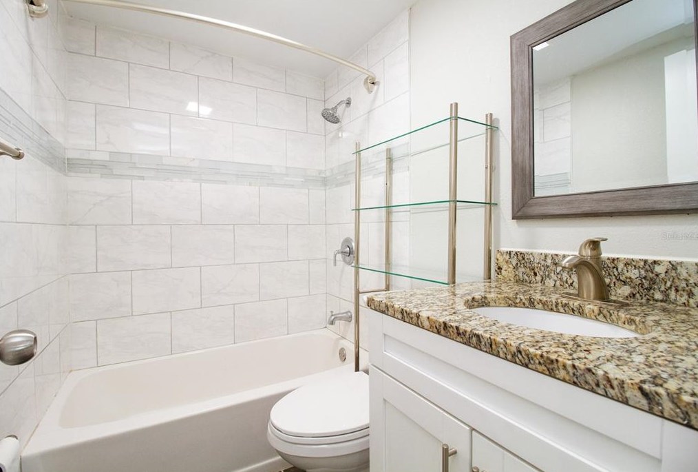 4748 22nd Ave, Saint Petersburg FL  33711-2926 exterior