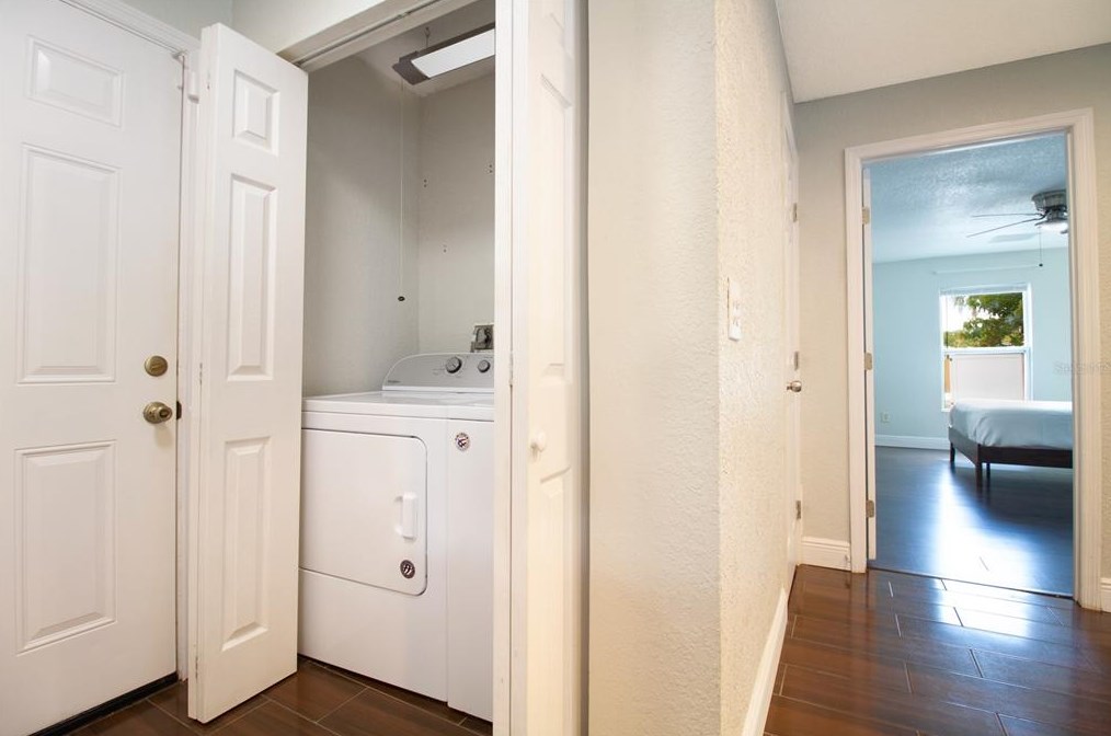 4748 22nd Ave, Saint Petersburg FL  33711-2926 exterior