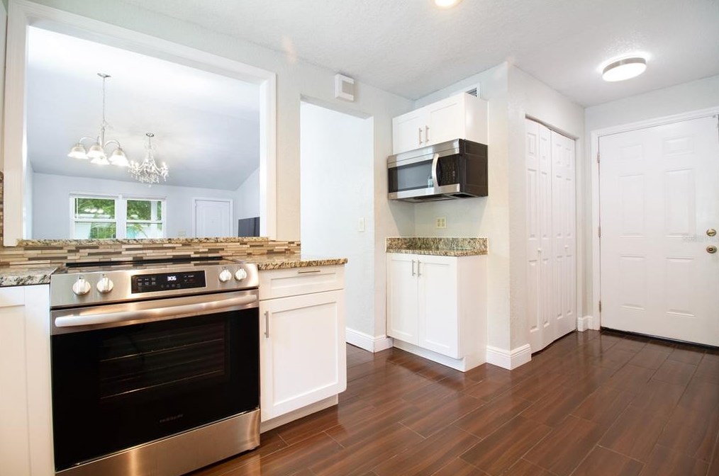 4748 22nd Ave, Saint Petersburg FL  33711-2926 exterior