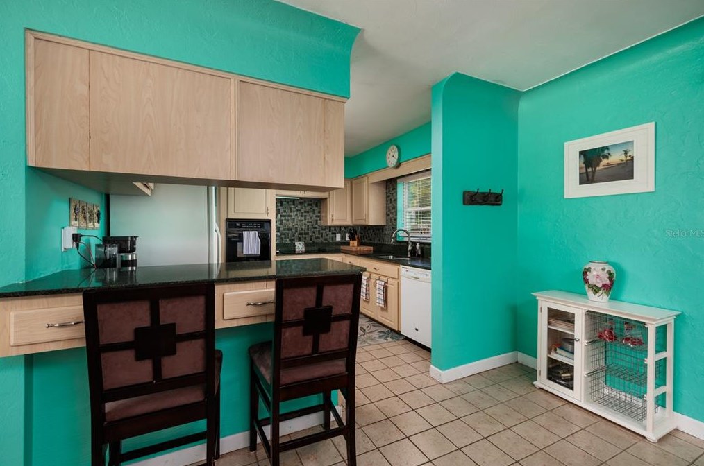 2482 67th Ave, Saint Petersburg FL  33712-5613 exterior