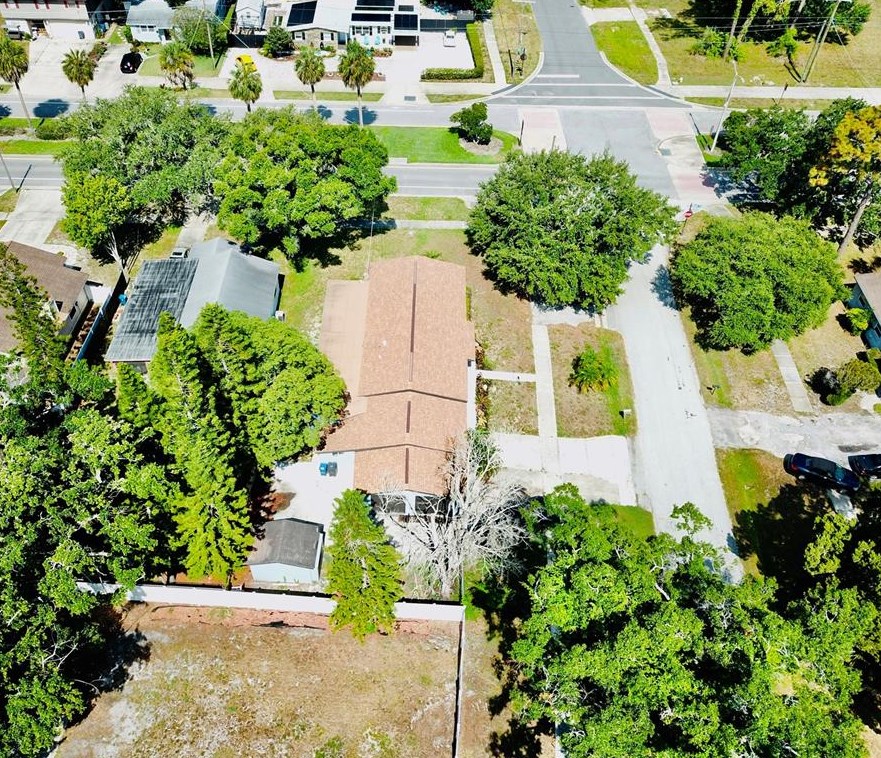 143 Dartmouth Ave W, Oldsmar, FL 34677
