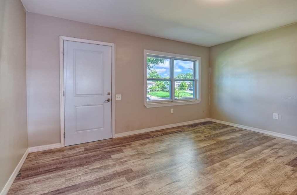 9901 55th St N, Pinellas Park, FL 33782