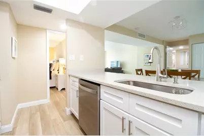 440 S Gulfview Boulevard #1002, Clearwater Beach, FL 33767 - Photo 10