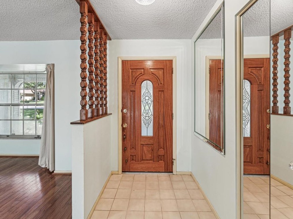 3464 Sutherland Dr, Palm Harbor, FL 34684