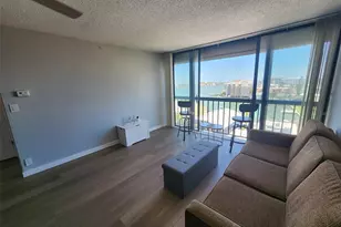 255 Dolphin Point, Clearwater, FL 33767 - Photo 4