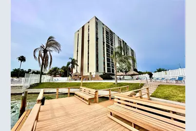 255 Dolphin Point #809, Clearwater, FL 33767 - Photo 20