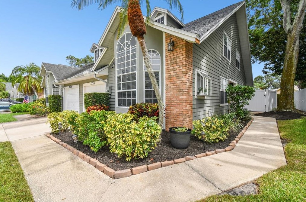 2724 Hamble Village Ln, Palm Harbor, FL 34684