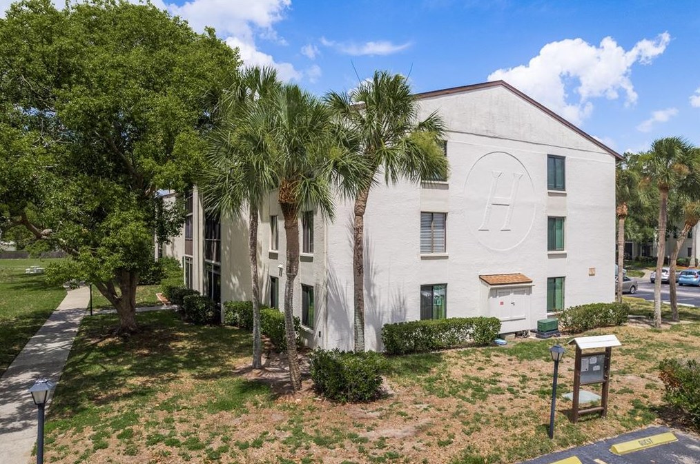 1871 Pine Ridge Way W #c1, Palm Harbor, FL 34684