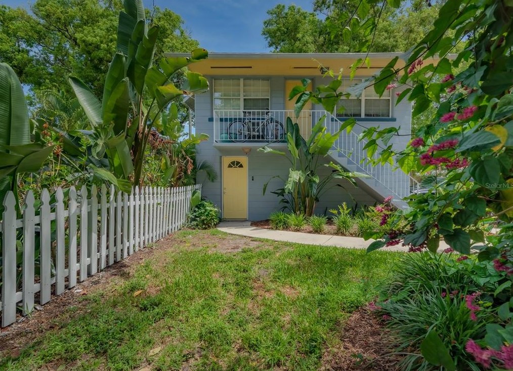 833 12th Ave N #a, Saint Petersburg, FL 33701