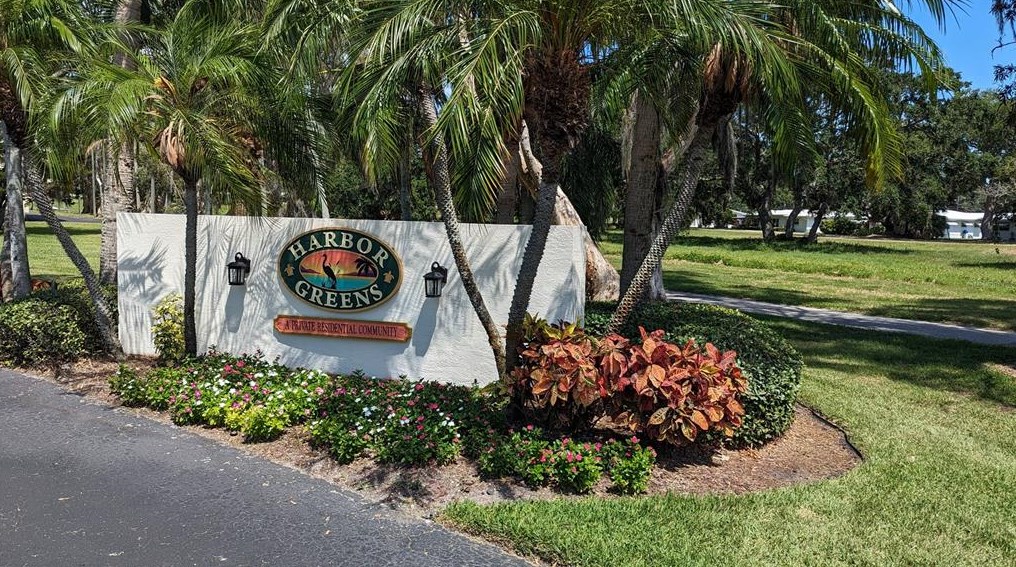 9433 Harbor Greens Way #204b, Largo, FL 33776