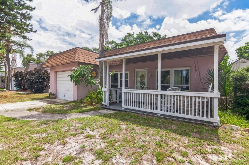 12235 Mallory Dr, Largo, FL 33774