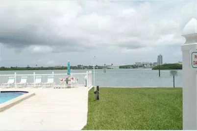 845 S Gulfview Boulevard #110, Clearwater Beach, FL 33767 - Photo 12