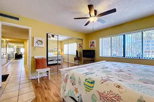 7532 Bayshore Dr, Treasure Island, FL 33706 - Photo 36