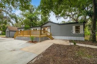 1707 Valrico Woodland Ave, Seffner, FL 33584