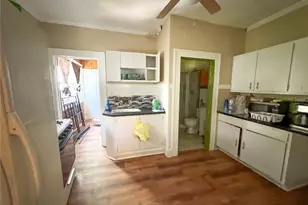 421 10th Ave N, Saint Petersburg, FL 33701 - Photo 10