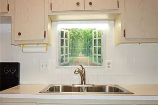 4349 Tahitian Gardens Cir, Holiday, FL 34691 - Photo 10