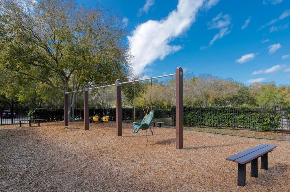 15652 Eastbourn Dr, Odessa FL  33556-2851 exterior