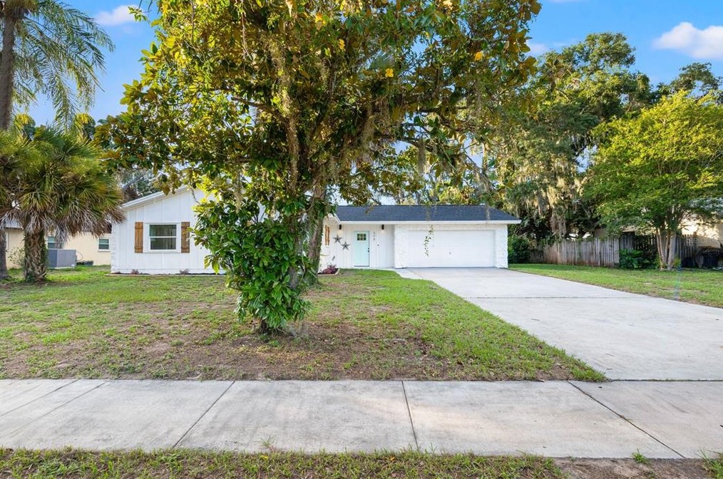 508 Brooker Rd, Brandon, FL 33511-7212