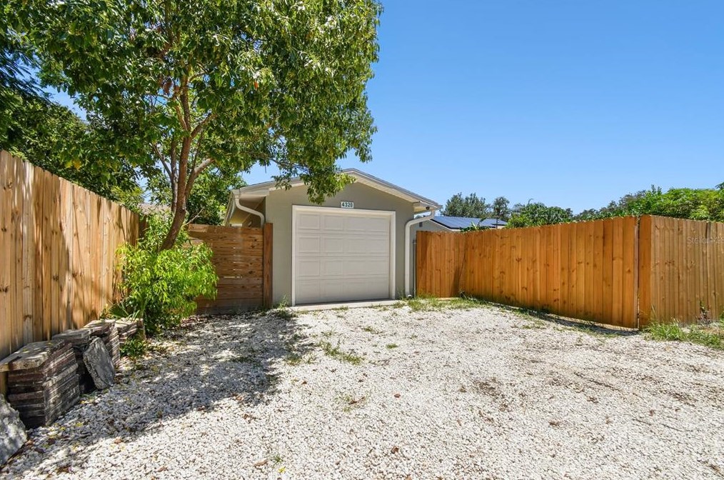 4320 3 Ave, Saint Petersburg FL  33711-1129 exterior