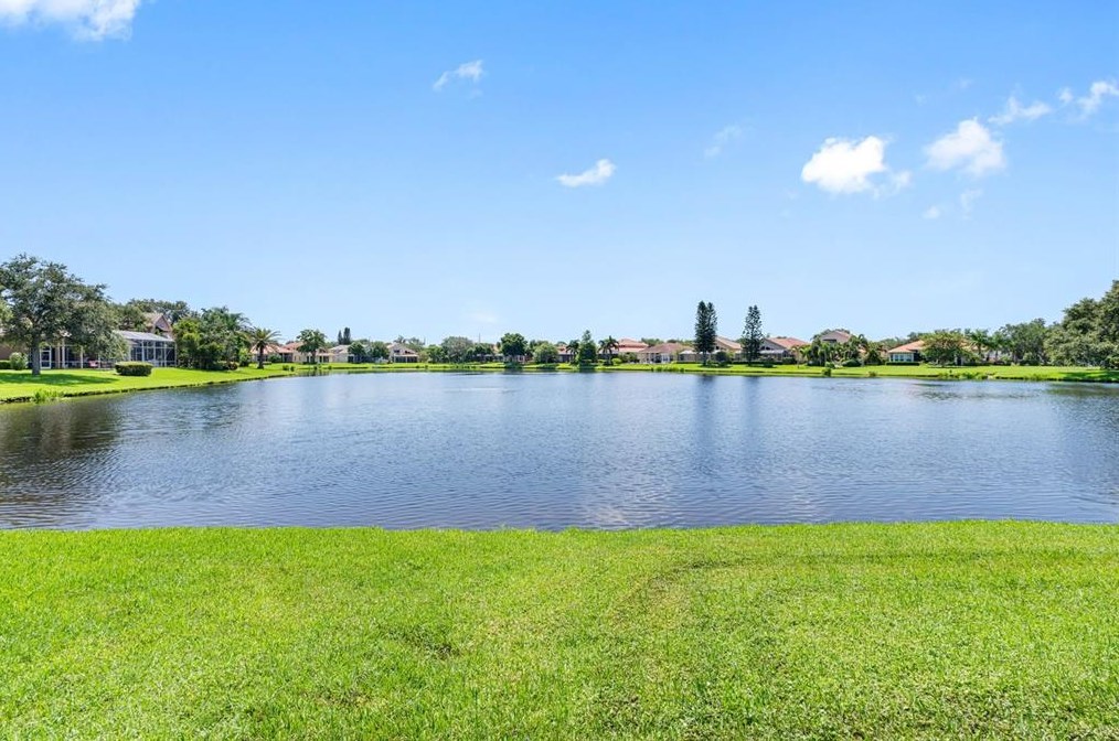 7738 Aralia Way, Largo, FL 33777