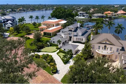 420 Coffee Pot Riviera NE, Saint Petersburg, FL 33704 - Photo 2