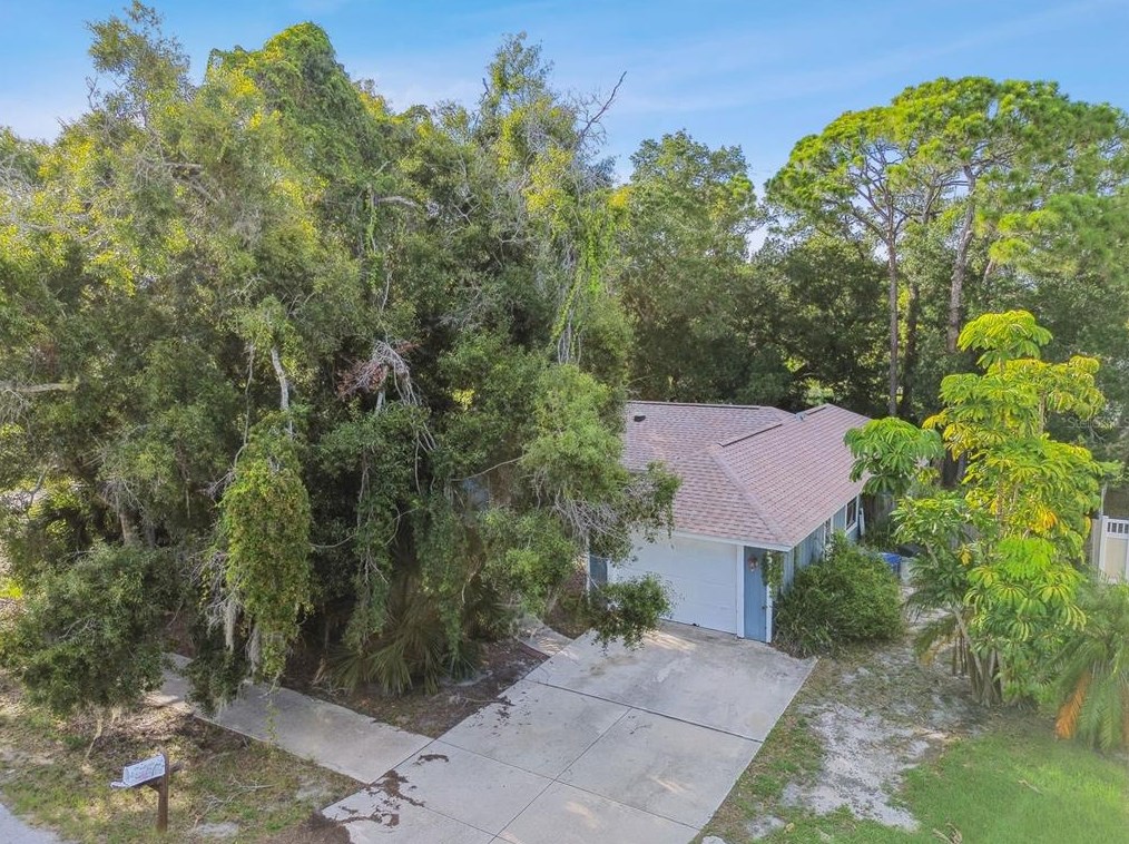 2101 Pinehurst St, Sarasota, FL 34231