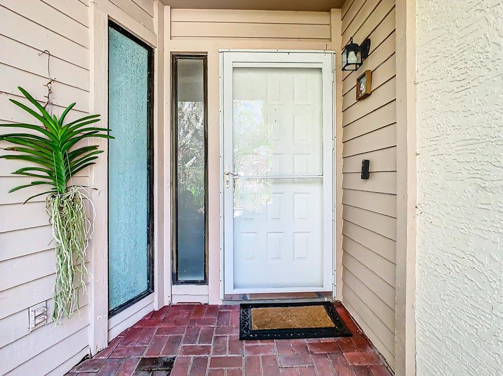 1869 Whispering Way, Tarpon Springs, FL 34689