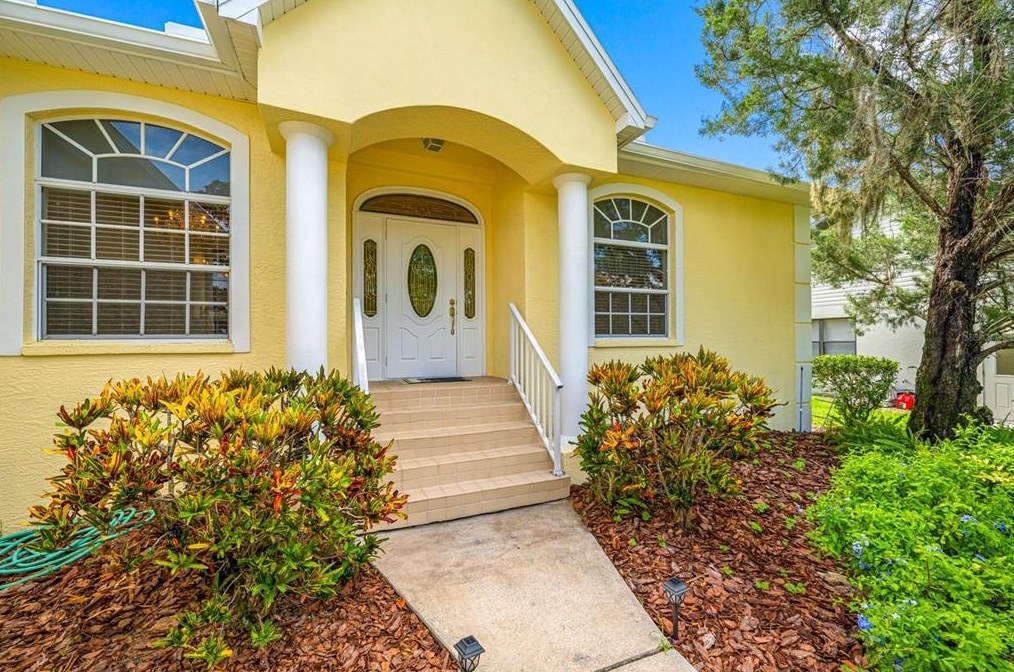 1205 N Florida Ave, Tarpon Springs, FL 34689