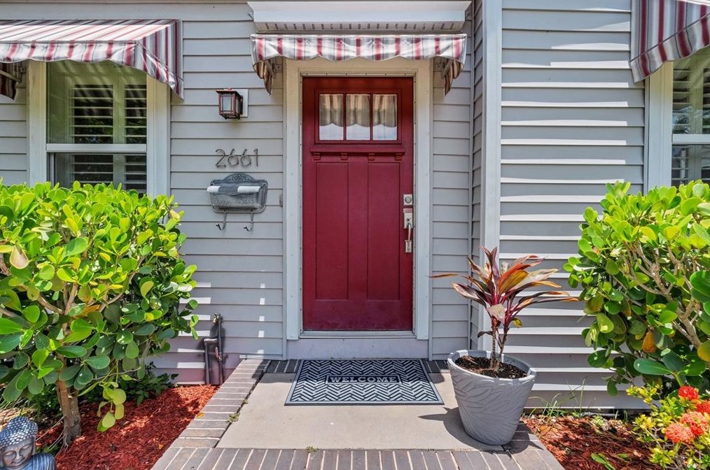 2661 4th Ave, Saint Petersburg, FL 33712-1614