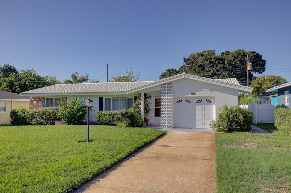 11450 81st Ave, Largo, FL 33772