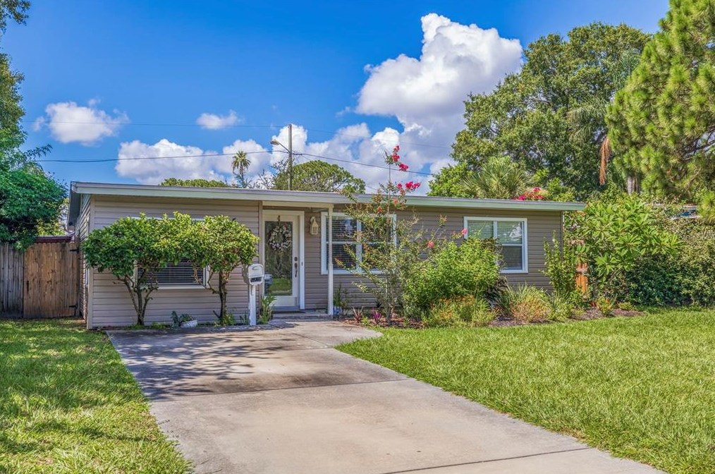 510 40th Ave, Saint Petersburg, FL 33703-5904