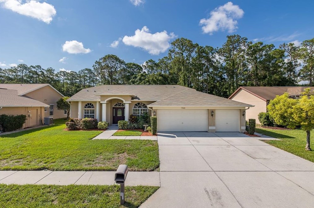 7948 Roundelay Dr, New Port Richey, FL 34654