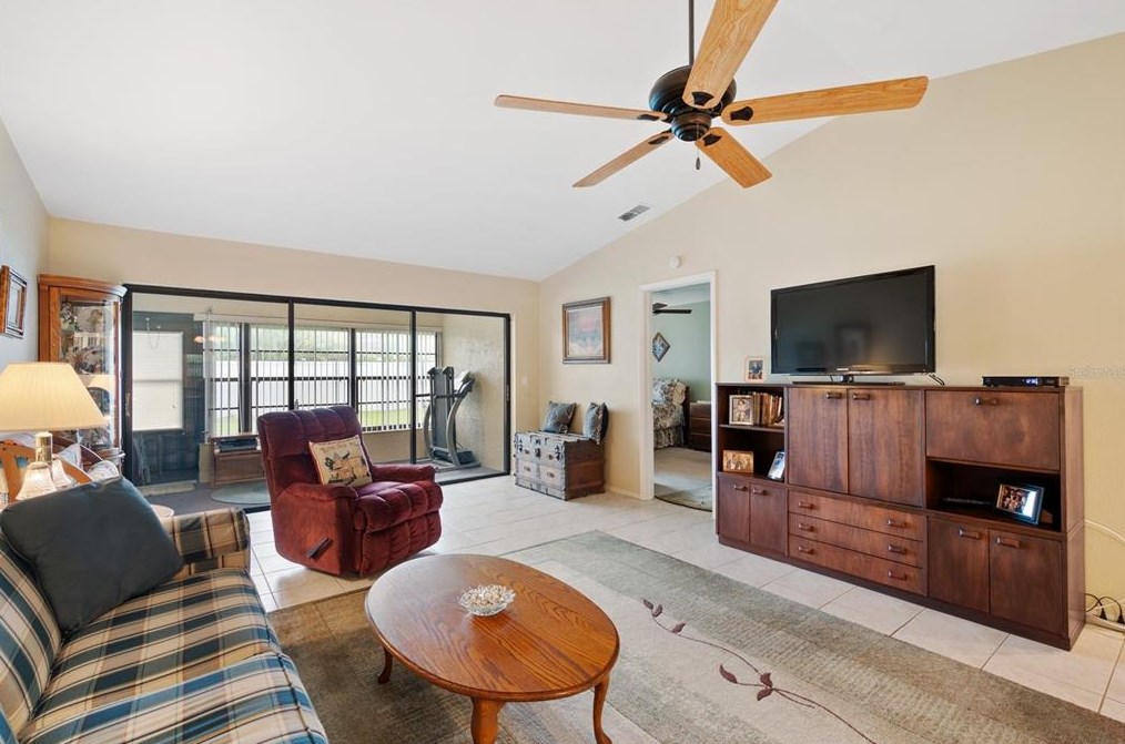 7931 Radcliffe Cir, Port Richey FL 34668-5936 exterior